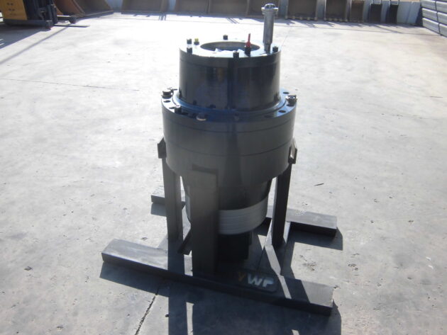 LIEBHERR  R984CHD LITRONIC  932231201 - REDUCTOR DE GIRO SAT 450/247 - Imagen 5