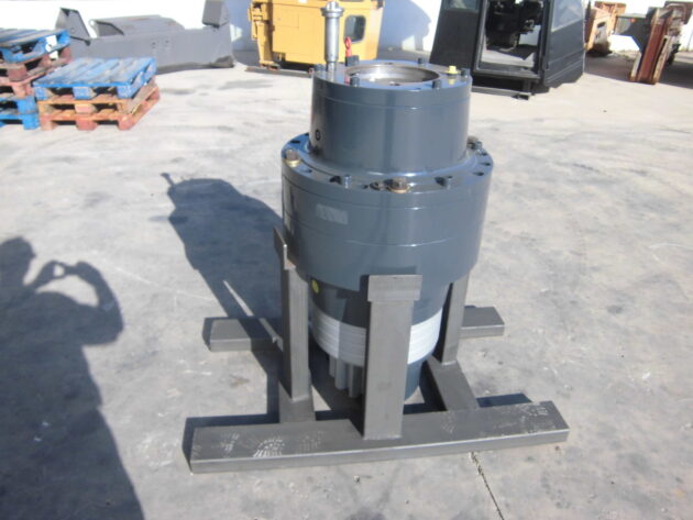 LIEBHERR  R984CHD LITRONIC  932231201 - REDUCTOR DE GIRO SAT 450/247
