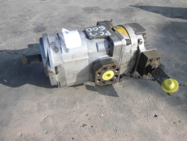 KOMATSU  PC600-7  705-52-21140 - BOMBA SECUNDARIA - Imagen 3