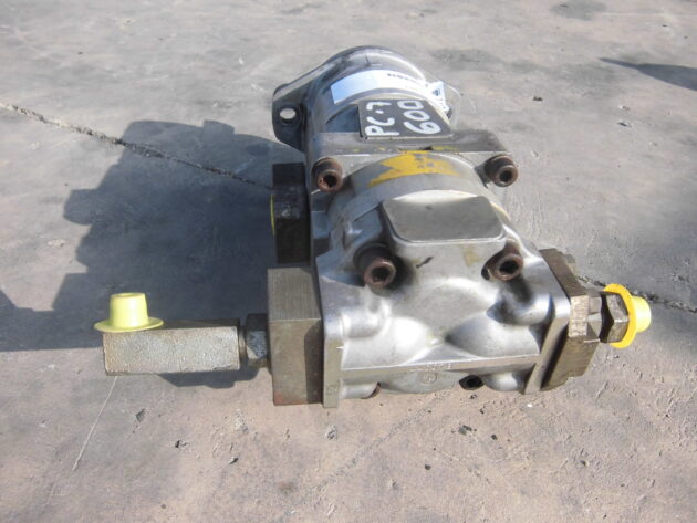 KOMATSU  PC600-7  705-52-21140 - BOMBA SECUNDARIA - Imagen 4