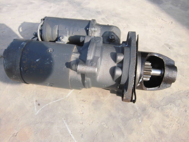 KOMATSU  PC600-7  600-813-9321 / 600-813-9322 - MOTOR DE ARRANQUE - Imagen 3