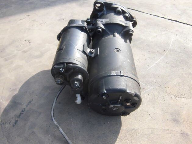 KOMATSU  PC600-7  600-813-9321 / 600-813-9322 - MOTOR DE ARRANQUE - Imagen 4
