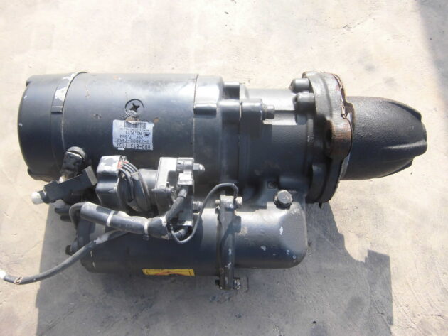 KOMATSU  PC600-7  600-813-9321 / 600-813-9322 - MOTOR DE ARRANQUE