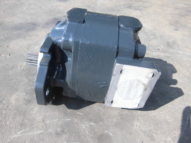 KOMATSU WA500-1 - 705-12-40010 (*) - HYDRAULIC PUMP - Image 3