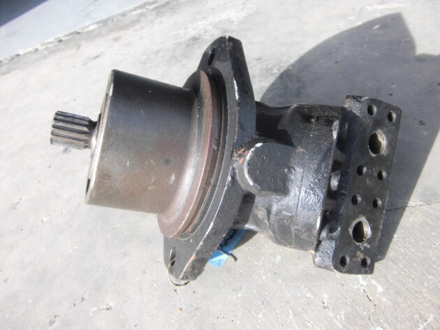 O&K  RH6 PMS   - MOTOR DE TRANSLACIÓN - Imagen 5