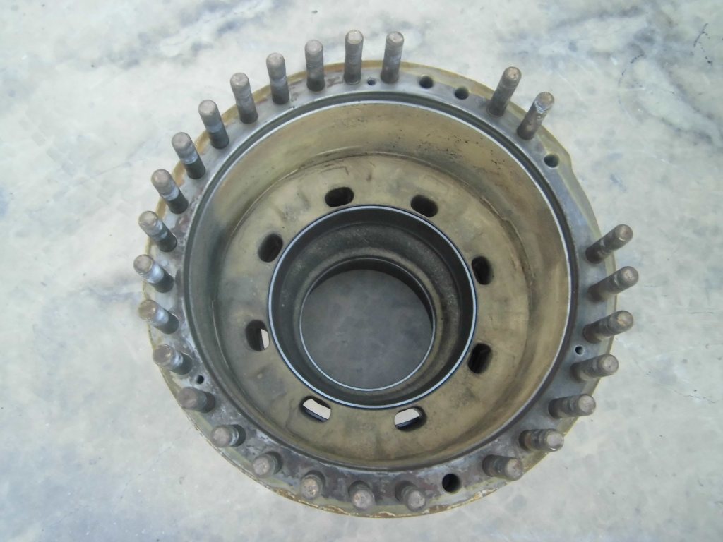 KOMATSU WA600-3 426-22-22760 - BUJE - Imagen 3