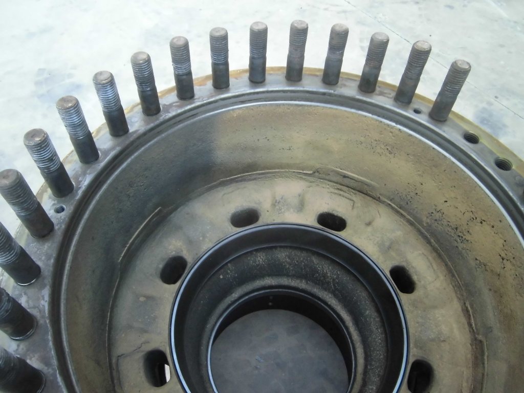 KOMATSU WA600-3 426-22-22760 - BUJE - Imagen 4