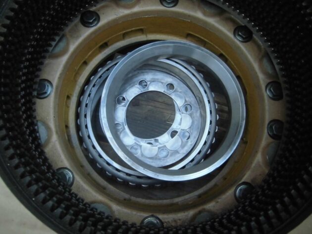 KOMATSU WA600-3 - 426-33-21260 - FRONT BRAKE GROUP - Image 6