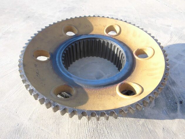 KOMATSU WA600-3 - 426-22-12310 - GEAR HUB - Image 4