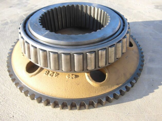 KOMATSU WA600-3 - 426-22-12310 - GEAR HUB