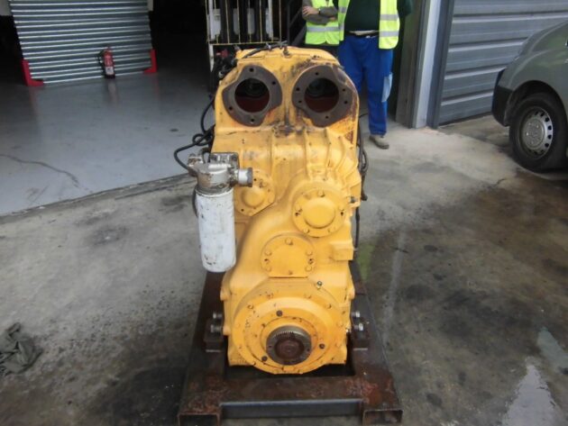 VOLVO   L110E / L120E  22547 - SERVOTRANSMISIÓN - Imagen 6