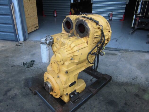 VOLVO   L110E / L120E  22547 - SERVOTRANSMISIÓN - Imagen 7