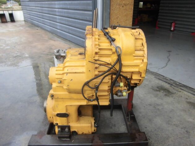VOLVO   L110E / L120E  22547 - SERVOTRANSMISIÓN - Imagen 8