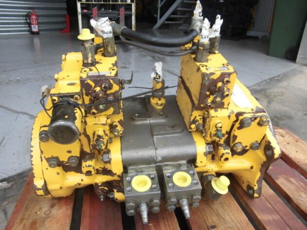 KOMATSU  PC750SE6K - 708-2L-00620 - MAIN HYDRAULIC PUMP