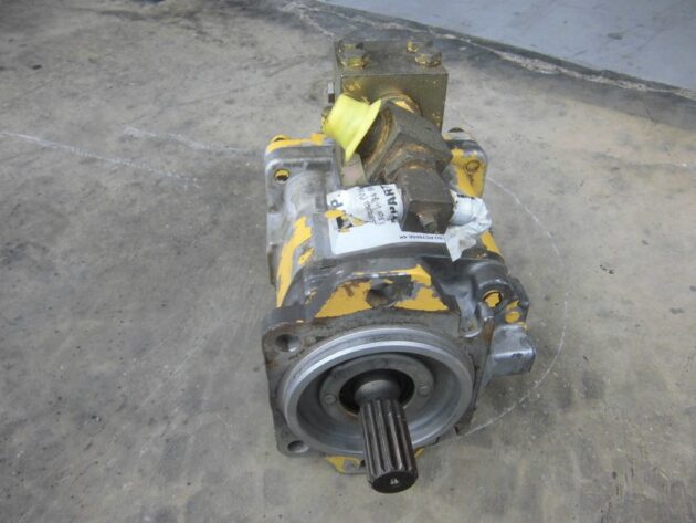 KOMATSU  PC750SE6K - 705-52-31070 - PUMP GROUP - AUXILIARY - Image 5