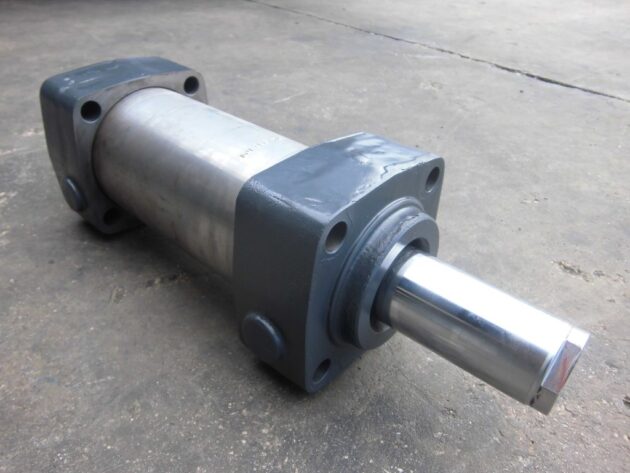 LIEBHERR  A924 LITRONIC  5008456 - CILINDRO DE DIRECCIÓN - Imagen 4