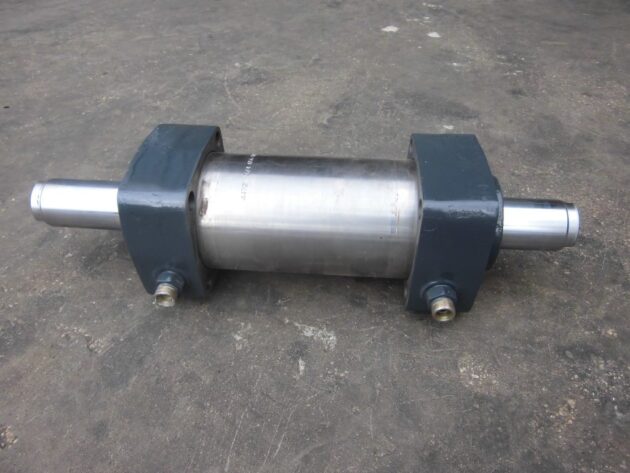 LIEBHERR  A924 LITRONIC  5008456 - CILINDRO DE DIRECCIÓN