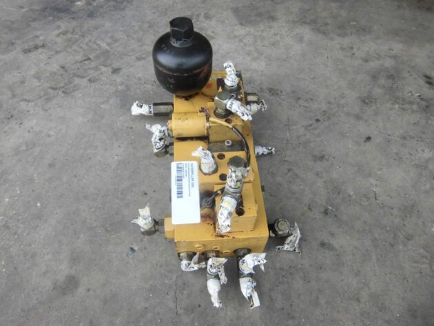 CATERPILLAR  320L  7I-7803 - DISTRIBUIDOR ELÉCTRICO DE PILOTAJE - Imagen 3