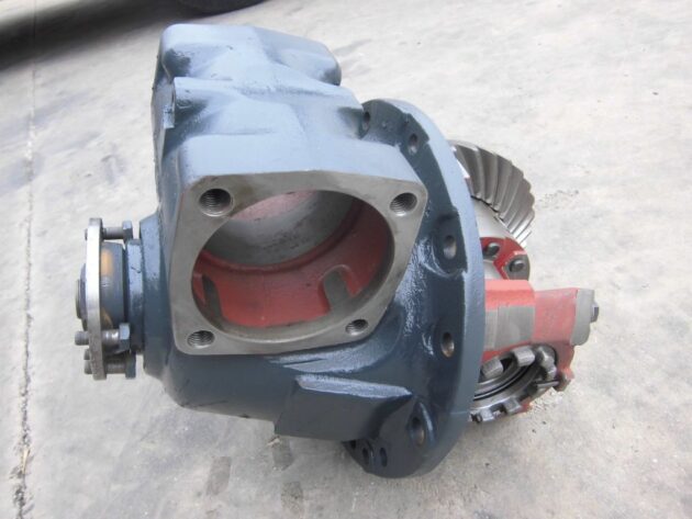 LIEBHERR  A902 IND.  5008458 - DIFERENCIAL DELANTERO - Imagen 4