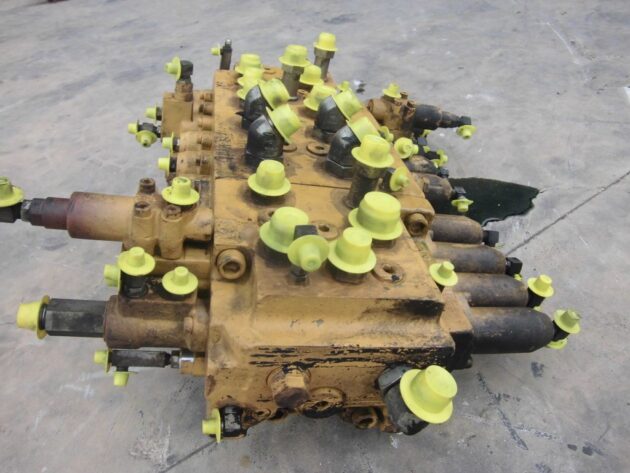 CATERPILLAR  317BL  185-0419 - DISTRIBUIDOR PRINCIPAL - Imagen 6