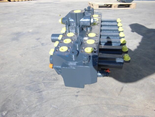 LIEBHERR  A902 IND.  5008502 - DISTRIBUIDOR PRINCIPAL - Imagen 8