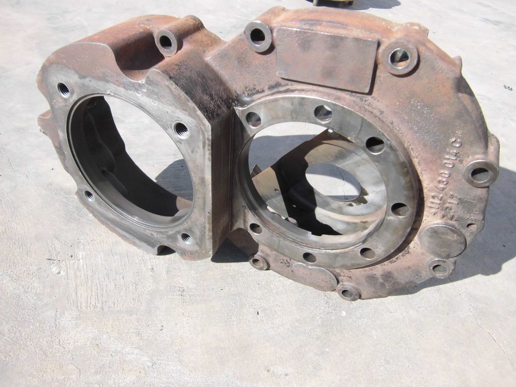 VOLVO L35B ZM2906359 - CAJA DE TRANSFERENCIAS CON PIÑONES