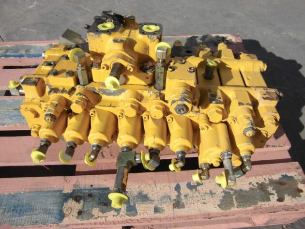 KOMATSU  PC450LC-6K  723-48-17102 - DISTRIBUIDOR PRINCIPAL - Imagen 3