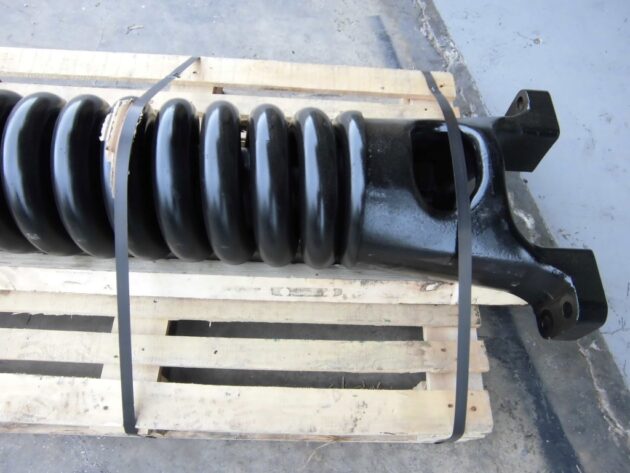 KOMATSU  PC450LC-6K  208-30-68430 - TENSOR DE CADENA CON MUELLE - Imagen 4