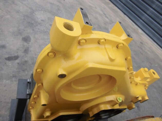 KOMATSU  PC750SE6K - 209-38-00030 - TRANSFER GEAR BOX - Image 6