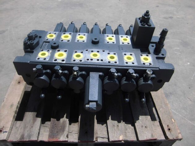 LIEBHERR  R944HDS LITRONIC  5614730 - DISTRIBUIDOR PRINCIPAL - Imagen 4