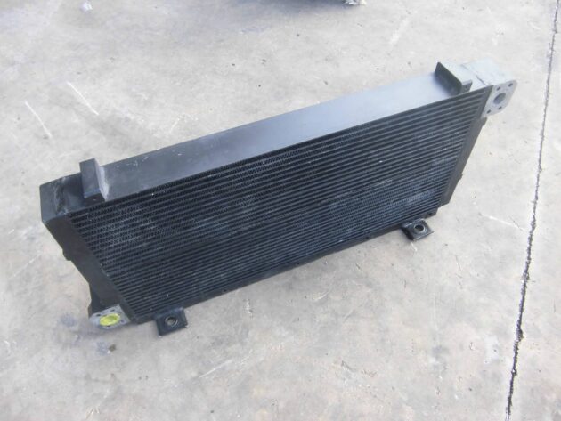 LIEBHERR  R932HDS LITRONIC  5006637 - RADIADOR DE ACEITE - Imagen 4