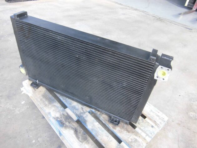 LIEBHERR  R944HDS LITRONIC  7028984 - RADIADOR DE ACEITE - Imagen 5