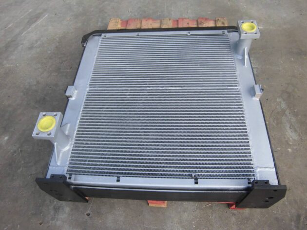VOLVO  EC460BLC  14518580 - RADIADOR DE ACEITE