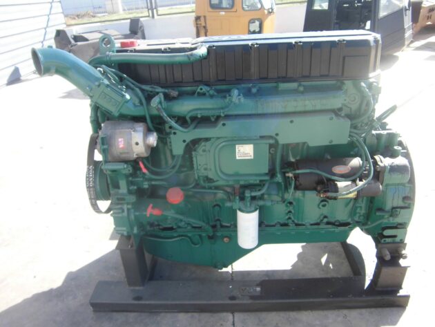 VOLVO  L220E  15002611 - MOTOR TÉRMICO D12CLBE2 CON PARTE ELÉCTRICA
