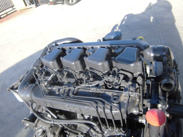 LIEBHERR  A902 LITRONIC  9270482 - MOTOR TÉRMICO D904T CON PARTE ELÉCTRICA - Imagen 4