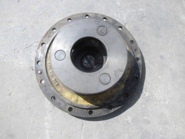VOLVO  646   - TAPA DEL REDUCTOR DELANTERO - Imagen 2
