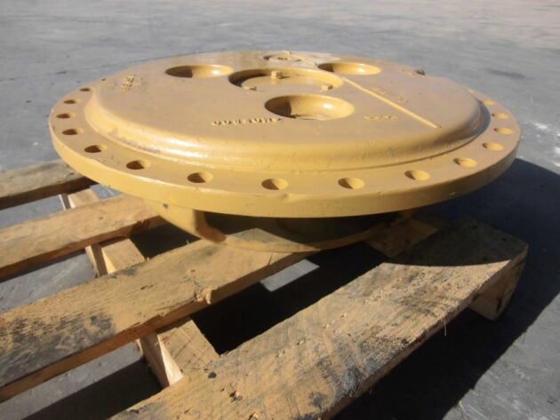 CATERPILLAR  D5H  8G-4567 - TAPA REDUCTORA SIN PIÑONES - Imagen 3
