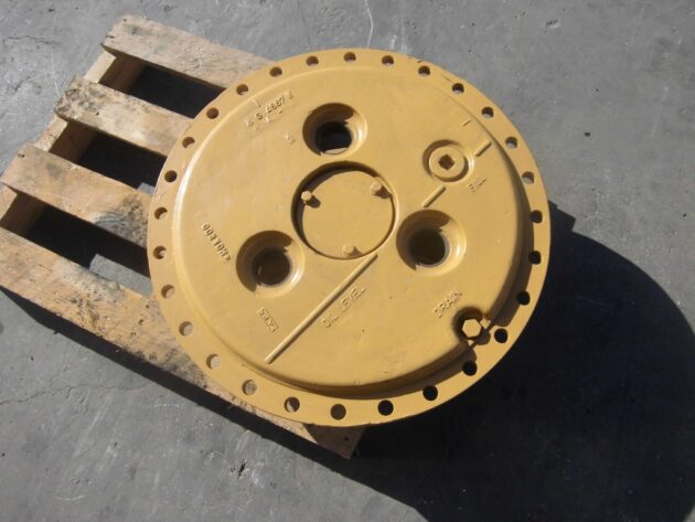 CATERPILLAR  D5H  8G-4567 - TAPA REDUCTORA SIN PIÑONES
