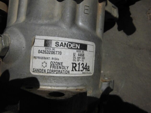 CATERPILLAR  322B  3E-1906 - COMPRESOR DE AIRE ACONDICIONADO MODELO SANDEN U4468 - Imagen 2