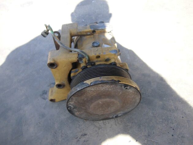 CATERPILLAR  385B  163-0872 - COMPRESOR DE AIRE ACONDICIONADO MODELO SANDEN U4769 - Imagen 3