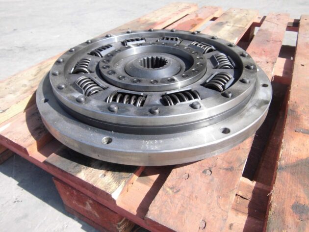 CATERPILLAR  385B  196-8133 - PLATO DE ARRASTRE - Imagen 2