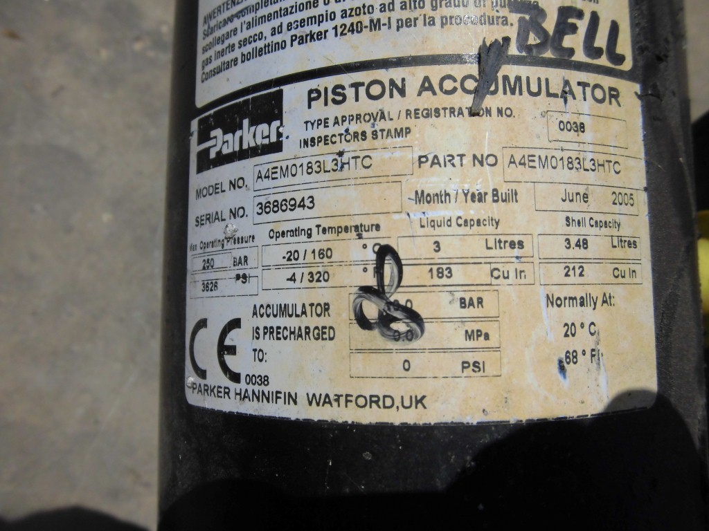 BELL B30D - ACUMULADOR DE FRENO - Imagen 2