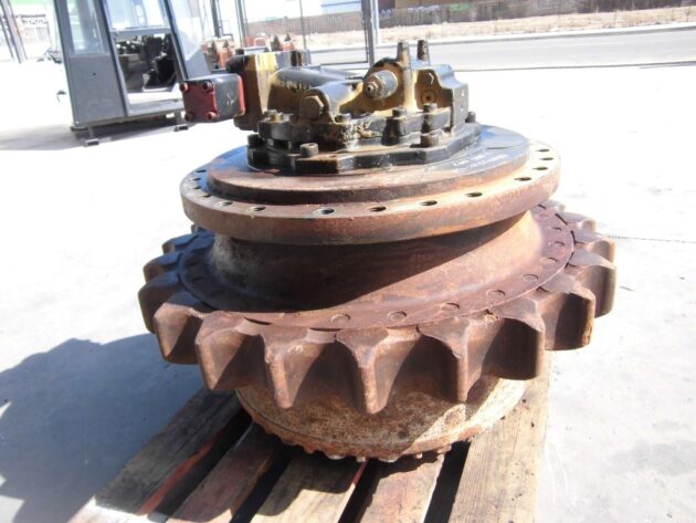 CATERPILLAR  385B  209-5895 - MOTOR DE TRANSLACIÓN - Imagen 4