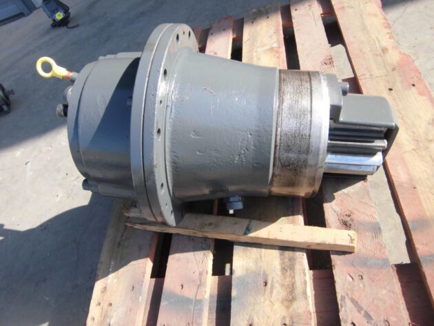 LIEBHERR  R914HDSL LITRONIC  9443940 - REDUCTOR DE GIRO SAT 250/231 - Imagen 3