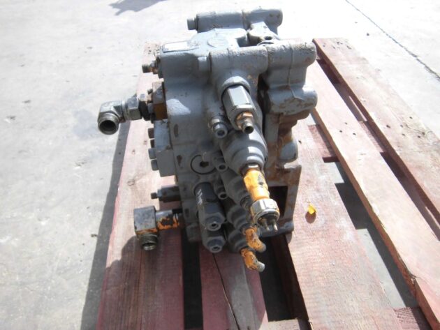 HYUNDAI  ROBEX 290NLC-3   - DISTRIBUIDOR PRINCIPAL - Imagen 6