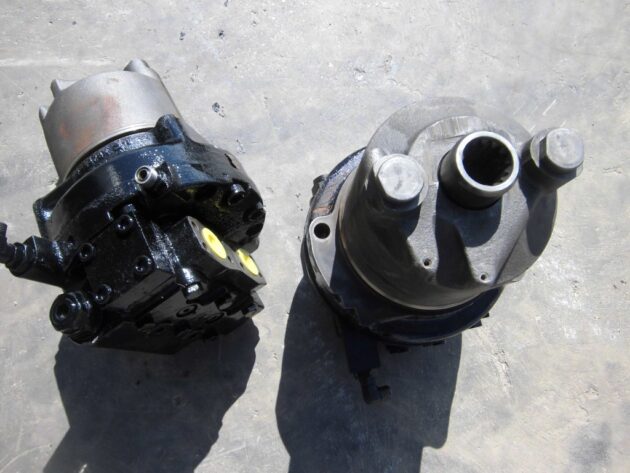 CATERPILLAR  322B  114-0484 - MOTOR DE TRANSLACIÓN - Imagen 3