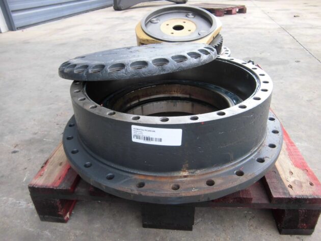 KOMATSU PC450-6K - 208-27-00152 - FINAL DRIVE - Image 8