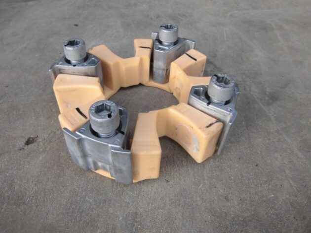CATERPILLAR 320D-2L - 339-6951 - PUMP FLECTOR - Image 2