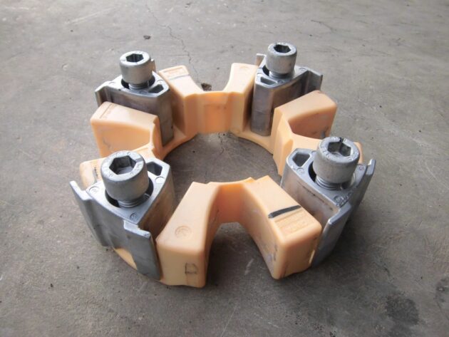 CATERPILLAR 320D-2L - 339-6951 - PUMP FLECTOR - Image 3