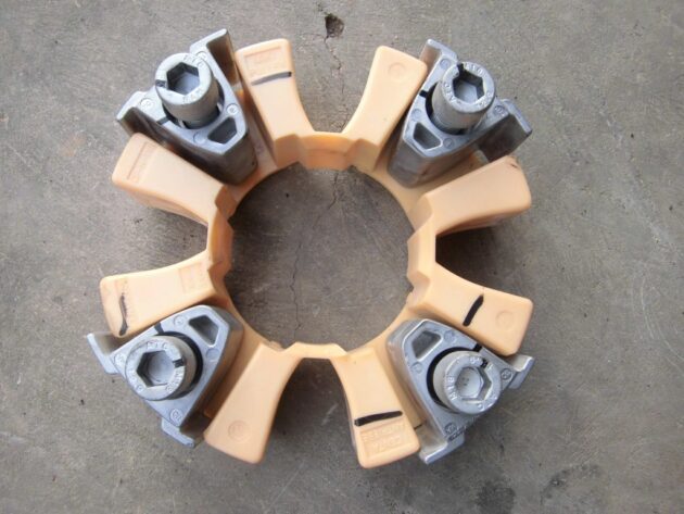 CATERPILLAR 320D-2L - 339-6951 - PUMP FLECTOR - Image 4